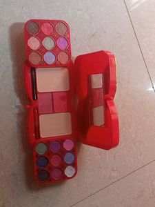 Makeup Kit