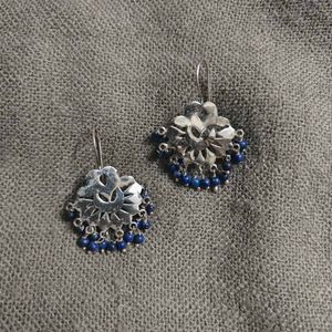 92.5 Motif Dangler