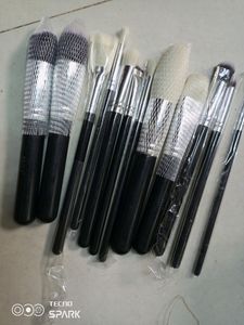 NEE BEILI MAKEUP BRUSH SET