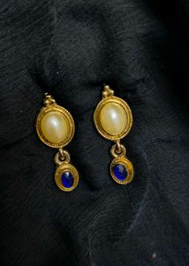 Pearl Blue Earrings