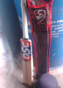 DSC Cricket Bat with SG Cover
