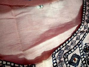 Elegant Embroidered Kurta(XS)