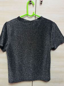 worn only once and is in excellent condition