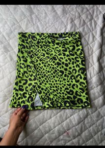Baddie Corset With Skirt💚🖤