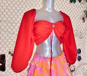 SizeS/M/L🎁Buy 2 Get 1 Free 🎁 Red Tie-Front Top