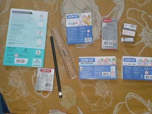 DOMS Art Supplies Bundle