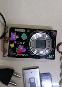 Sony Cybershot Digital Cam With Accessories