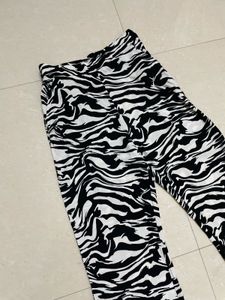 H&amp;M Zebra Print Flare Trouser Pants