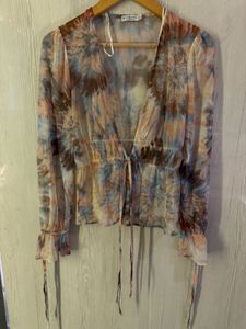 Beach Wear Kinds Top With Knots And Cute Sleeves