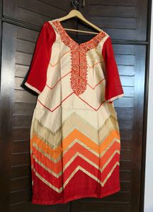 Women Red Thread Embroidered Cotton Suit Set