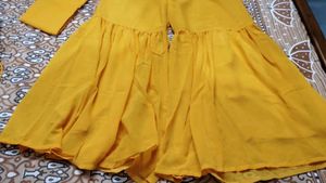 Xomantic Fashion Women Kurta Sharara Set