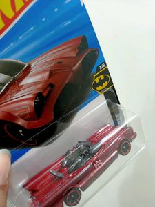 Hot Wheels Batmobile