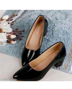 Black Pumps With Synthetic Leather