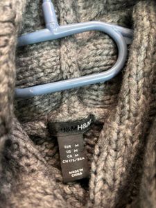 🎁Buy1 Get1 Free Original H&amp;M Gray Cable Sweater