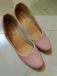 Peach Heels