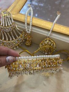 Elegant Gold Jewelry Set