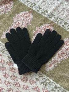 Black Touchscreen Gloves (Made In China)