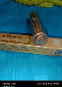 Myglamm Foundation 🤑