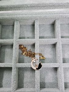 Rose Gold Chain Pendent @ 160