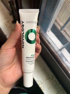 Novology Acne Rescue Spot Corrector