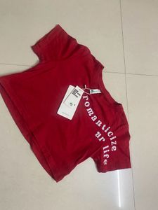 Red &#39;Romanticize Ur Life&#39; Crop Top