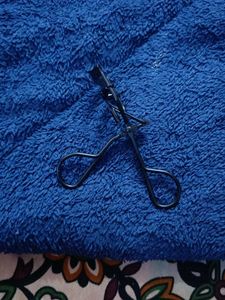 Eyelash Curler