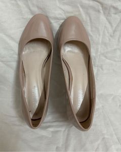 Sherrif Shoes Nude Pump Block Heels