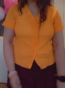 It’s a Cute Orange crop top