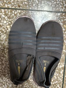 Comfortable Grey Sneakers