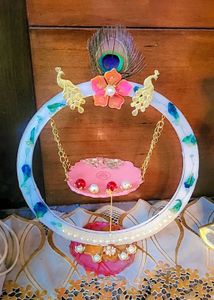 Laddu Gopal Swing