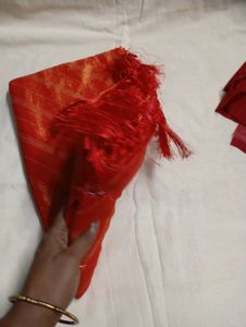 Red trending saree with blouse