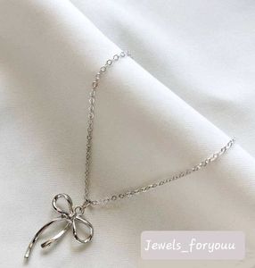 Bow Pendant Necklace