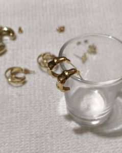 ✨IN SALE✨Gold Earring Set ✨