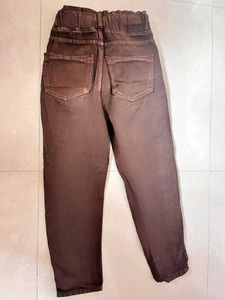 Chic High-Waisted Jogger Jeans