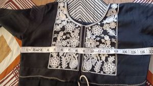 Chikankari Top