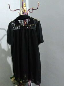 Black Korean Top