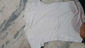 H&amp;M White T Shirt XS Size