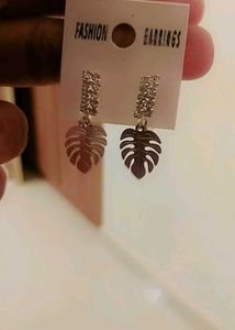 Korean Earrings With Leaf Design