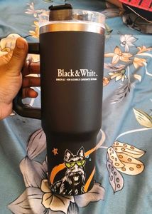 black &amp; white Company tumbler
