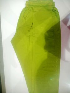 Green Men&#39;s Shorts