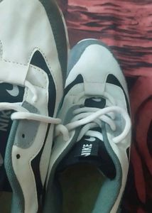 White Fashion Sneakers 200 Last Price