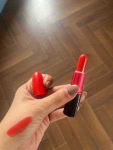 MAC Lipstick Lady Danger