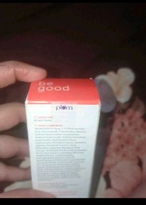 Plum 10% Vitamin C Glow Serum 30 ml new seal pack