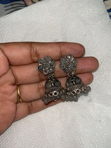 Beautiful Earrings Selling Them