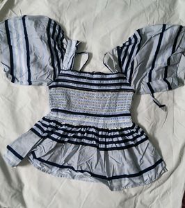 H&M Stretchable Top