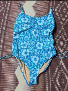 Swimsuit, Stretchable