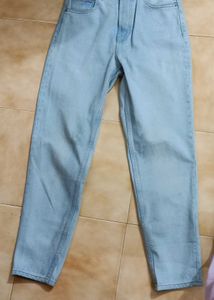 Zara Light Wash Denim Jeans