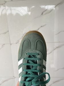 Adidas Gazelle Sneakers (UK 7) Master Copy