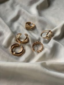 Gold Rings Set