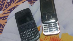 Vintage Nokia Phones